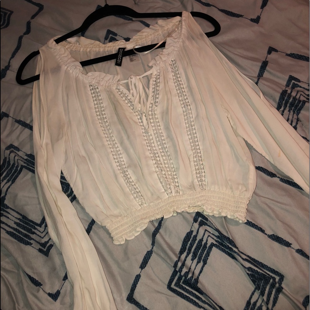 Cute blouse size m
